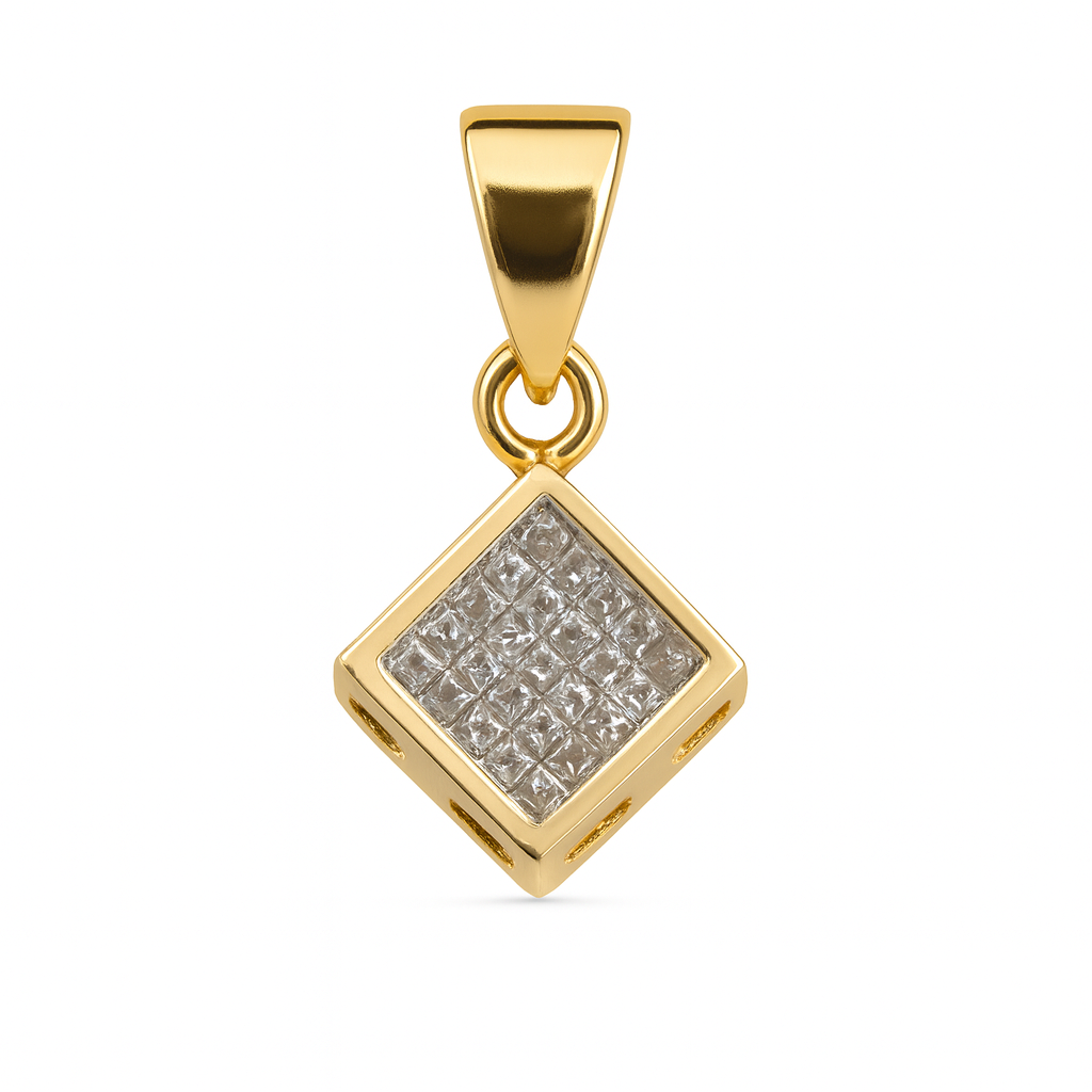 Beautiful 18 Kt Gold  Natural Diamond Pendant